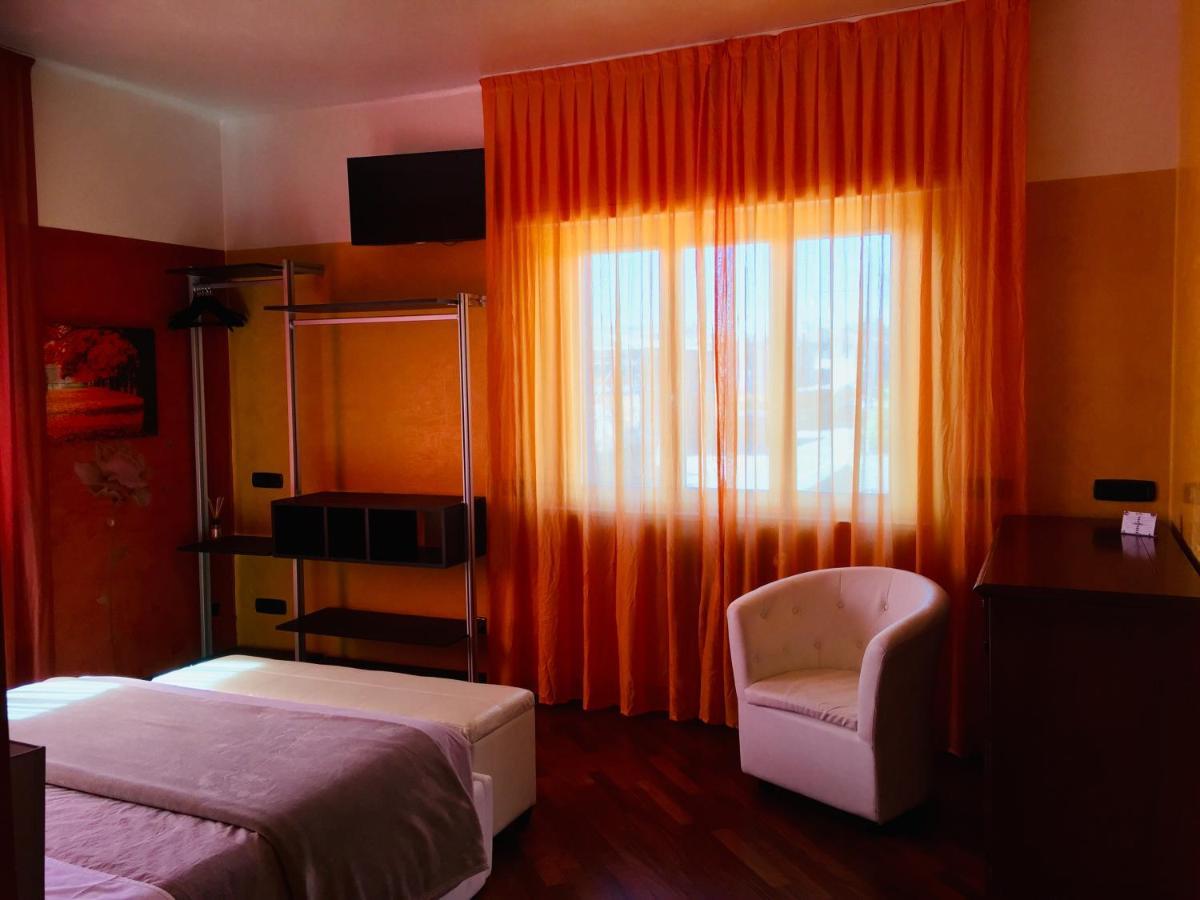 B2In Suite & Office Капріате-Сан-Джервазіо Екстер'єр фото