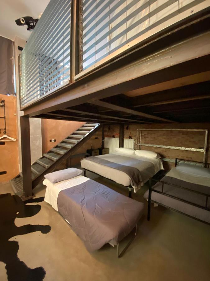 B2In Suite & Office Капріате-Сан-Джервазіо Екстер'єр фото