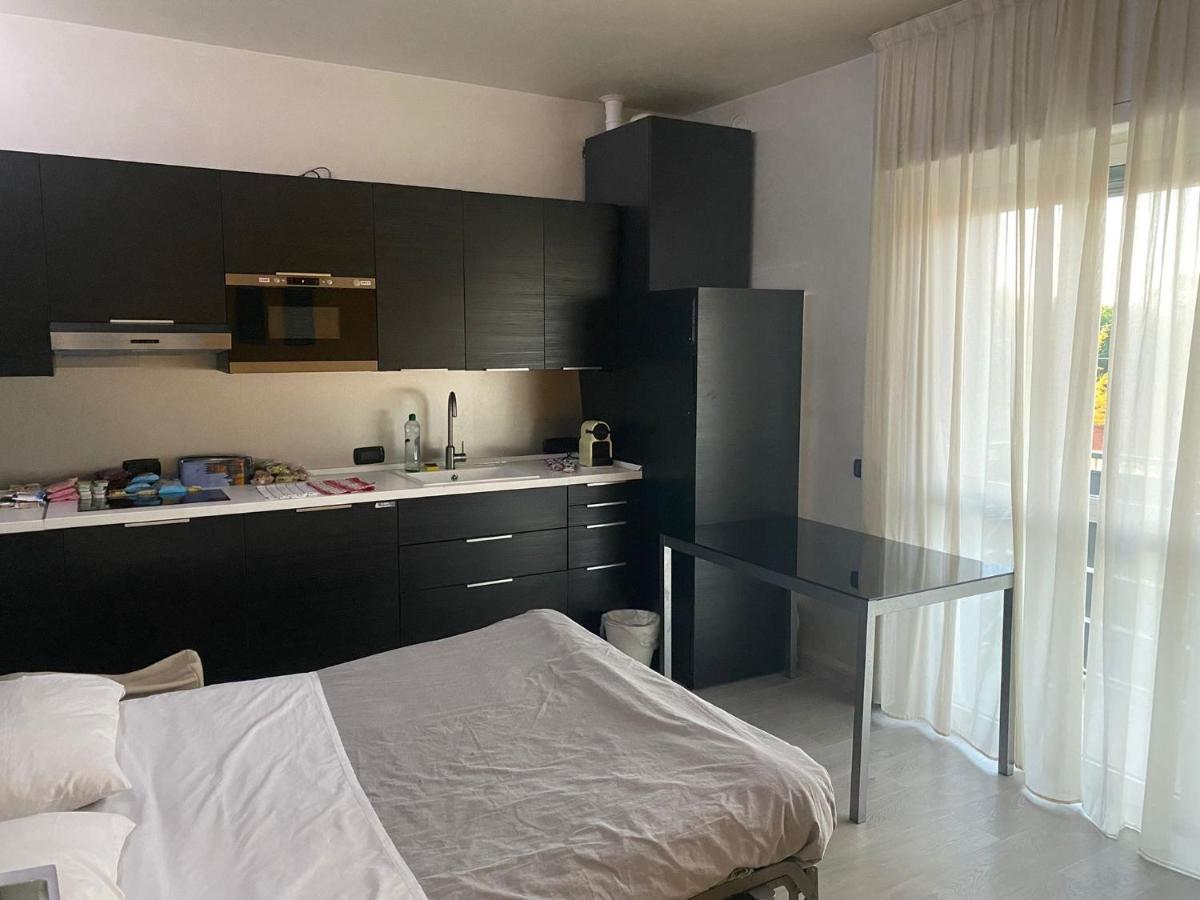 B2In Suite & Office Капріате-Сан-Джервазіо Екстер'єр фото