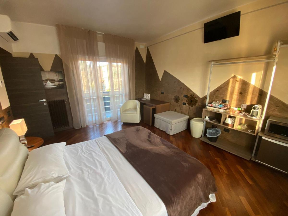 B2In Suite & Office Капріате-Сан-Джервазіо Екстер'єр фото